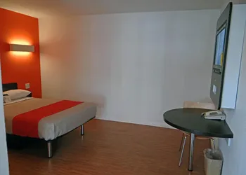 Motel 6 Baltimore, MD hotel thumbnail 4