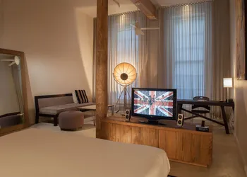 Loft 523 New Orleans hotel thumbnail 3