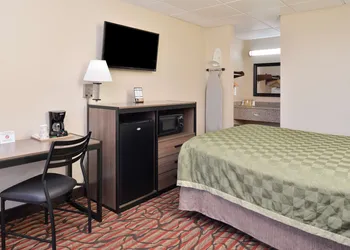Americas Best Value Inn West Monroe hotel thumbnail 5
