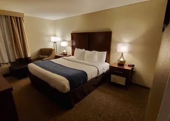 Comfort Inn Oxon Hill - National Harbor hotel thumbnail 6