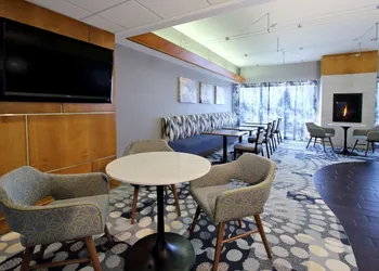 Hampton Inn Hagerstown-I-81 hotel thumbnail 2
