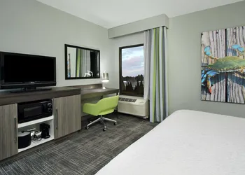 Hampton Inn Hagerstown-I-81 hotel thumbnail 8