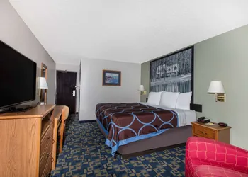 Super 8 by Wyndham Aberdeen MD hotel thumbnail 5