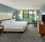 DoubleTree by Hilton Columbia hotel detail image 5