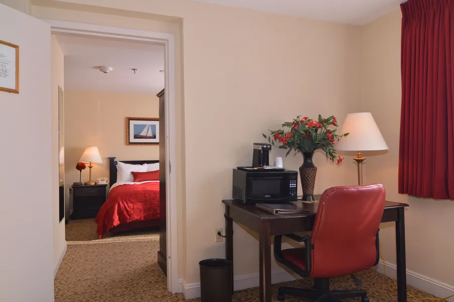 Ramada by Wyndham Seekonk Providence Area hotel detail image 6