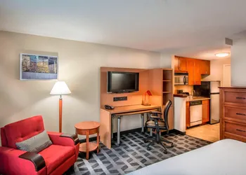 TownePlace Suites by Marriott Baltimore BWI Airport hotel thumbnail 7