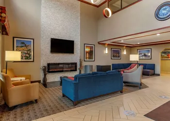 Comfort Suites Grand Rapids South hotel thumbnail 3