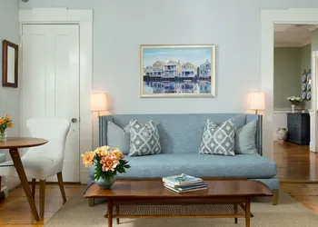 Brass Lantern Inn hotel thumbnail 3
