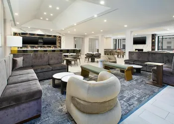 DoubleTree by Hilton Detroit Novi hotel thumbnail 4