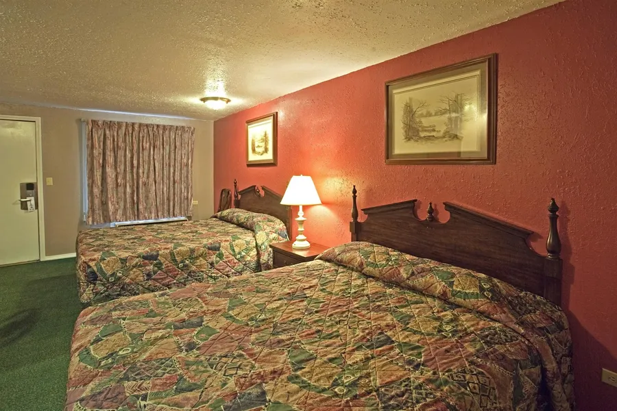 Americas Best Value Inn Lansing hotel detail image 6