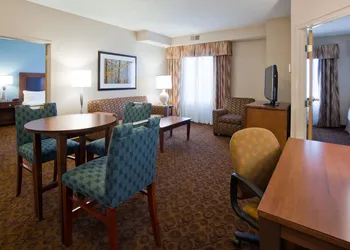 Holiday Inn Express Hotel & Suites St. Cloud by IHG hotel thumbnail 6