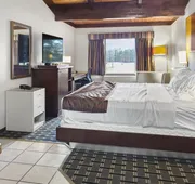 Americas Best Value Inn Hinckley hotel detail image 4