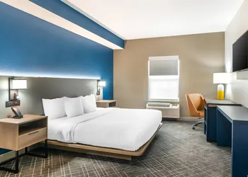 Comfort Inn & Suites Chesterfield - St. Louis hotel thumbnail 4