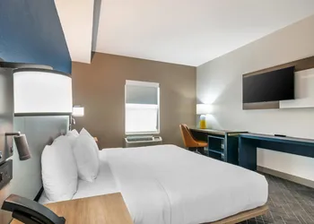 Comfort Inn & Suites Chesterfield - St. Louis hotel thumbnail 5