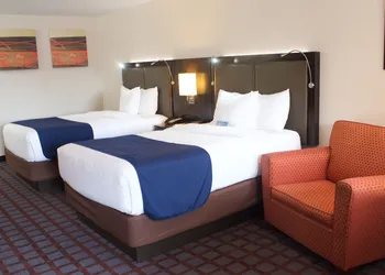 Days Inn by Wyndham Woodbury Long Island hotel thumbnail 3