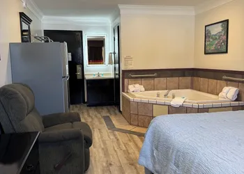Home Suites hotel thumbnail 6