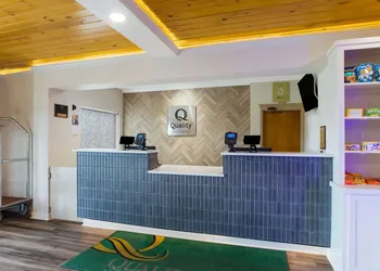 Quality Inn & Suites Pearl - Jackson hotel thumbnail 2