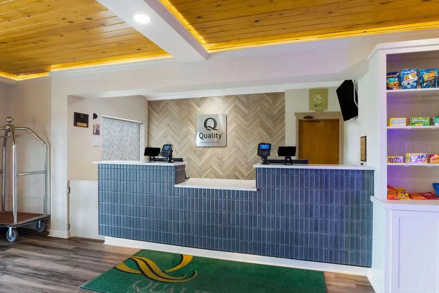 Quality Inn & Suites Pearl - Jackson hotel detail image 2