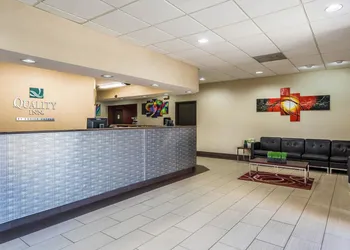 Quality Inn Tupelo Central hotel thumbnail 2