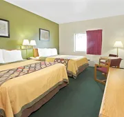 Super 8 by Wyndham Bonne Terre hotel detail image 7