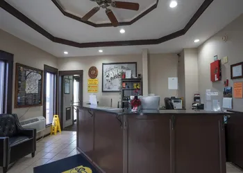 Super 8 by Wyndham Miles City hotel thumbnail 2