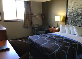 Super 8 by Wyndham Miles City hotel thumbnail 6