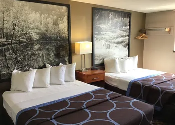 Super 8 by Wyndham Miles City hotel thumbnail 7