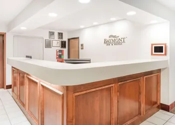 Baymont by Wyndham Rolla hotel thumbnail 3