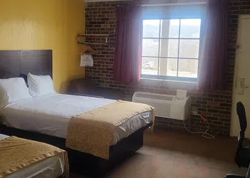 Travelodge by Wyndham Airport Platte City hotel thumbnail 6