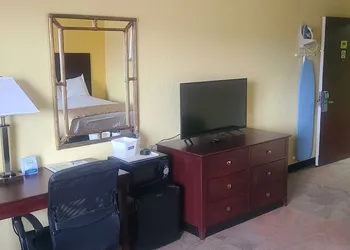 Travelodge by Wyndham Airport Platte City hotel thumbnail 7