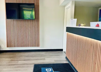 Days Inn by Wyndham Kansas City Northeast hotel thumbnail 7