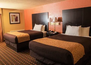 Days Inn by Wyndham Joplin hotel thumbnail 8