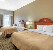 Quality Inn & Suites Jefferson City hotel detail image 4