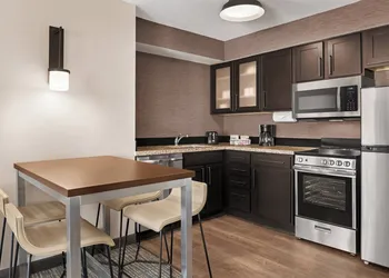 Residence Inn by Marriott Kansas City Independence hotel thumbnail 6