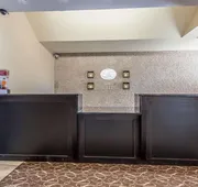 Comfort Suites St Charles - St Louis hotel detail image 3
