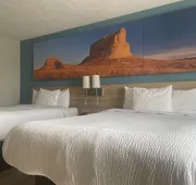 Days Inn by Wyndham Warrensburg hotel detail image 3