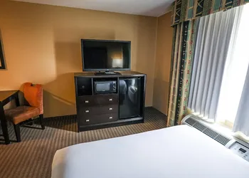 Best Western Plus Lexington NE hotel thumbnail 6