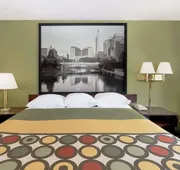 Super 8 by Wyndham Norfolk hotel detail image 5
