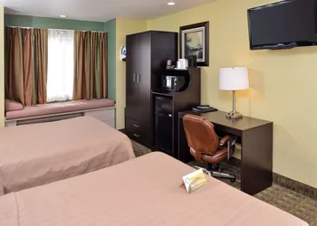 Quality Inn & Suites Elko hotel thumbnail 7