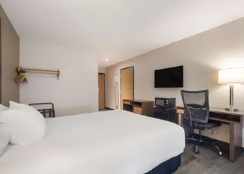 Americas Best Value Inn Sparks hotel thumbnail 8