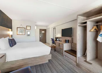 Best Western Plus Landmark Inn hotel thumbnail 6