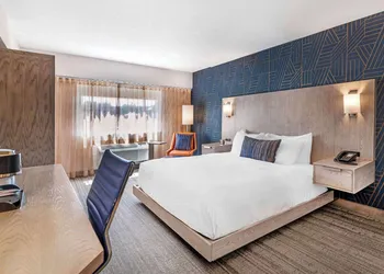 Best Western Plus Landmark Inn hotel thumbnail 7