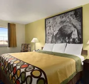 Super 8 by Wyndham Carlsbad hotel detail image 5