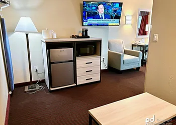 Travel Inn & Suites hotel thumbnail 3