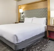 Holiday Inn Salem - I-93 at Exit 2 by IHG hotel detail image 3
