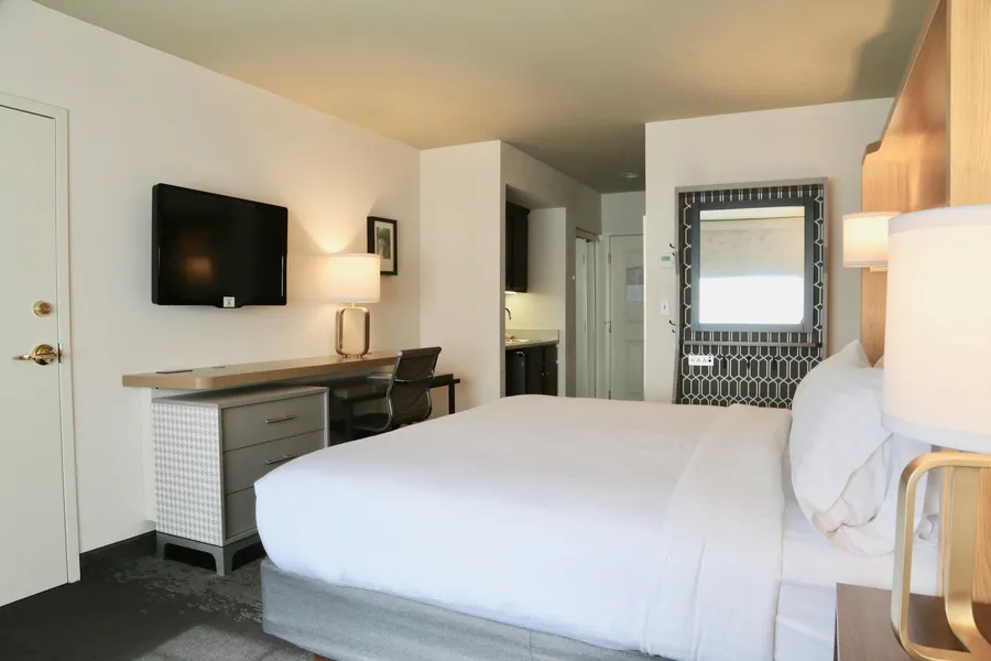 Holiday Inn Salem - I-93 at Exit 2 by IHG hotel detail image 6
