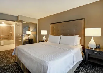 Homewood Suites by Hilton Edgewater hotel thumbnail 4