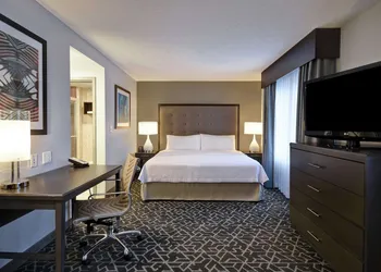 Homewood Suites by Hilton Edgewater hotel thumbnail 5