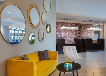 Sheraton Edison hotel thumbnail 4