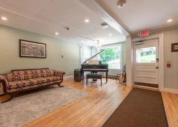 Cranmore Mountain Lodge Bed & Breakfast hotel thumbnail 4